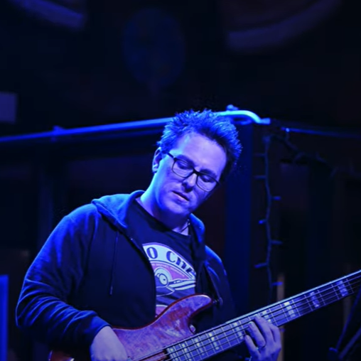 Jon Ventre bass Kerry Kenny band